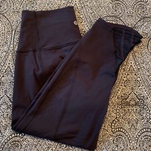 Lululemon Essential Rhythm Crop